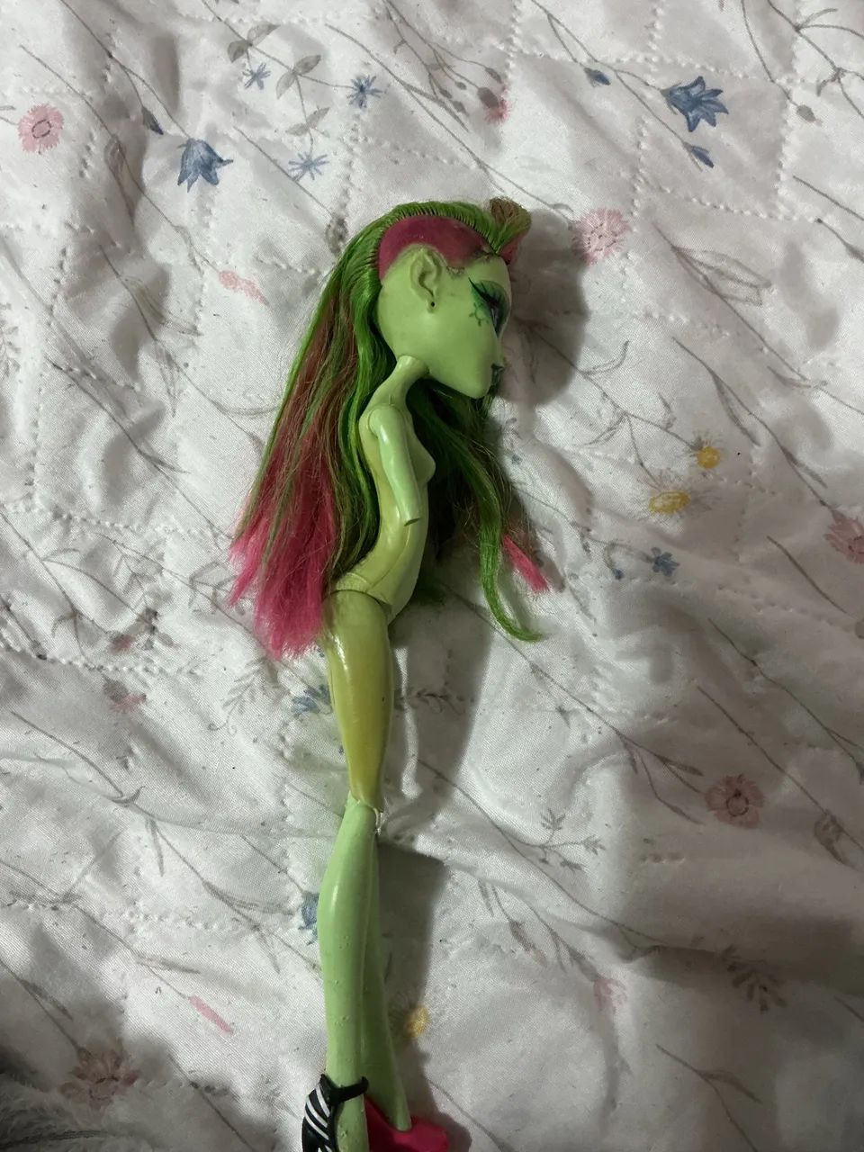 RESERVADA Monster High Sucata Vênus Mcflytrap Zombie Shake - Foto 2