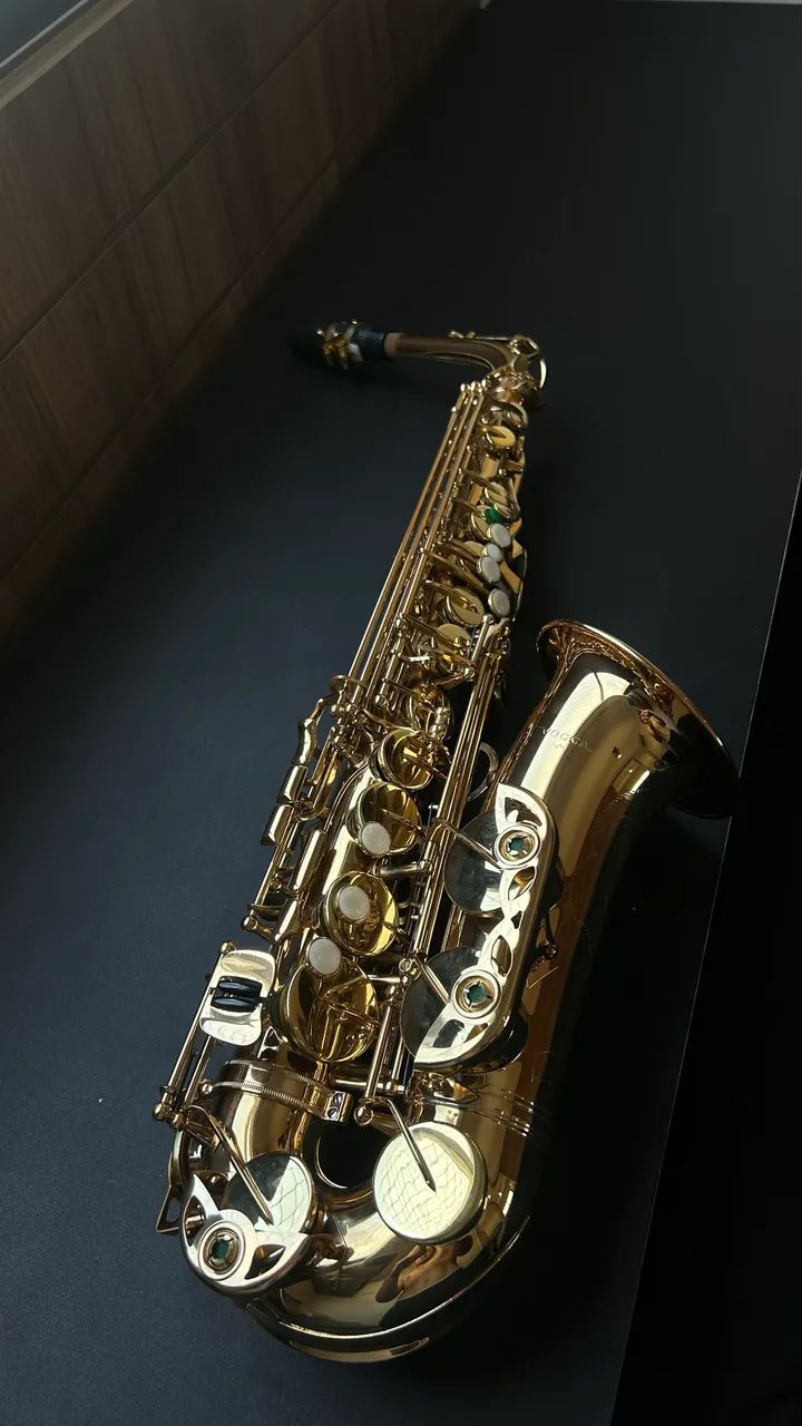 Saxofone Alto Profissional Vogga + Alça de pescoço  - Foto 3