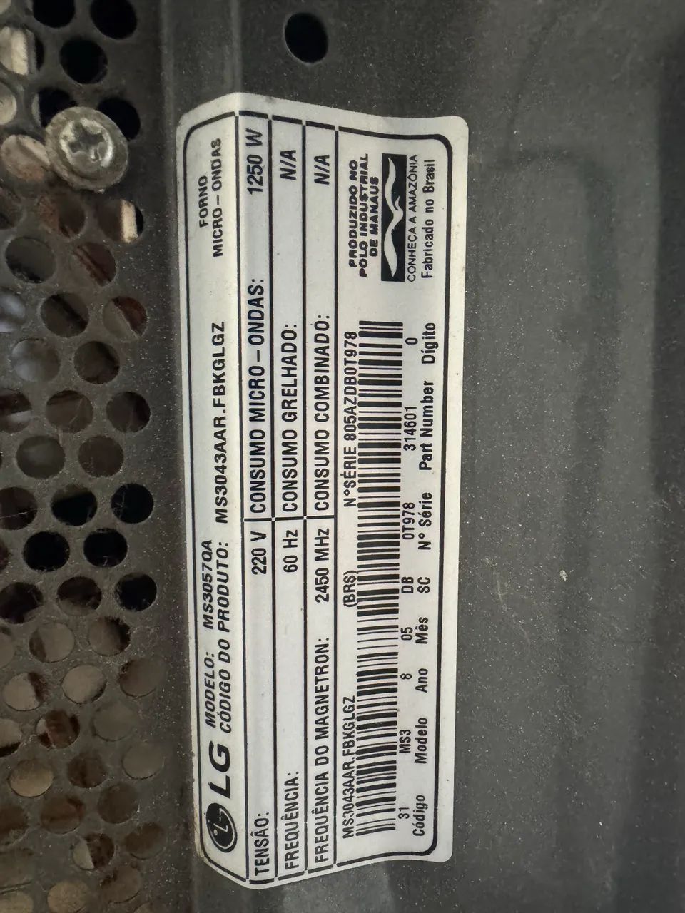 Vendo Microondas LG 30 L com defeito - Foto 2