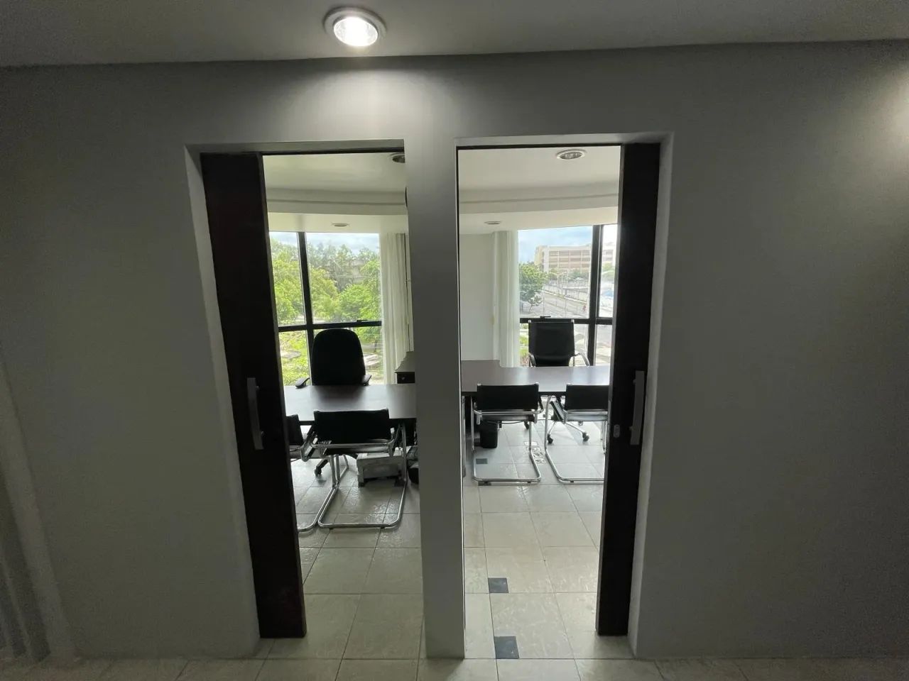 Sala Comercial no Centro ! Oportunidade Exclusiva para Investidores que Buscam Rentabilida - Foto 18