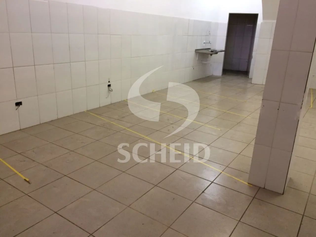 PREDIO COMERCIAL DE ESQUINA - Foto 5