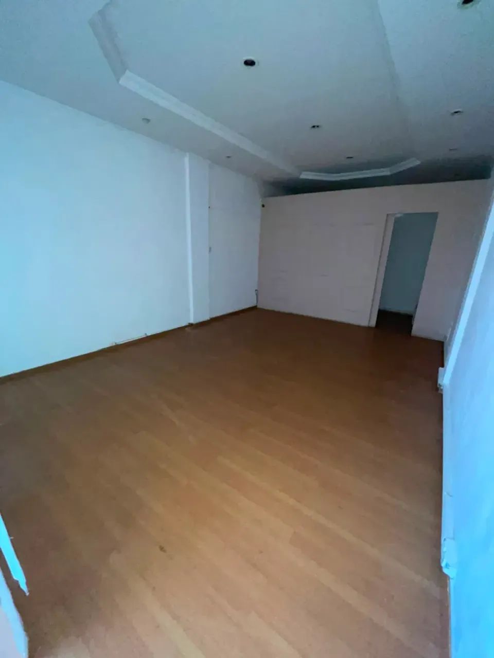 Loja comercial com copa no Shopping do Largo | Largo da Batalha - Foto 3