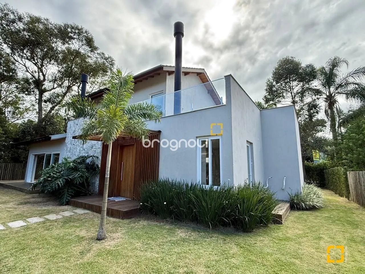 Casa nova com 197m2, em condomínio, com 4 suítes, em Garopaba/SC - Foto 3