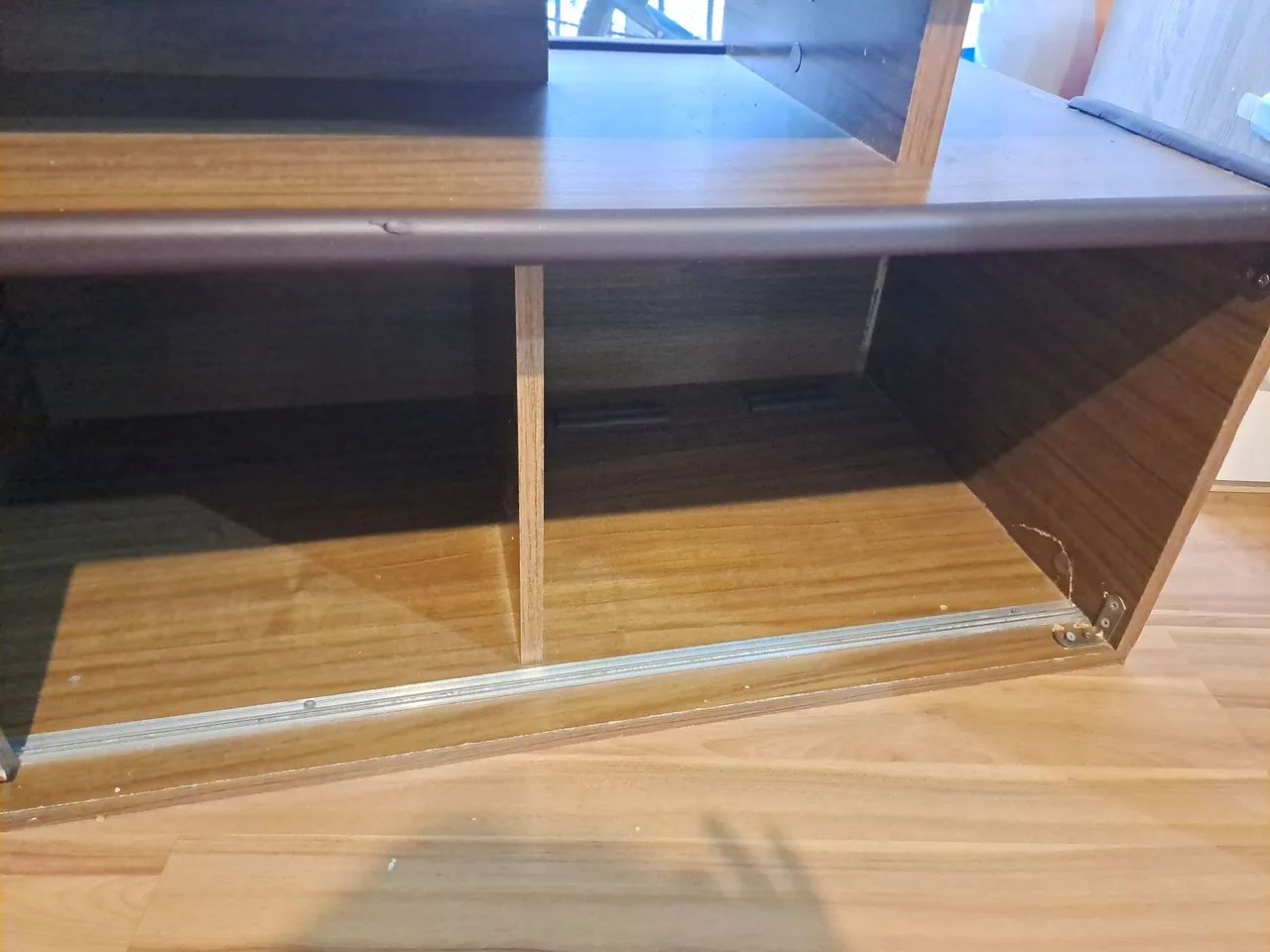 Rack para TV em MDF 170cm com nichos e porta de correr - Foto 3