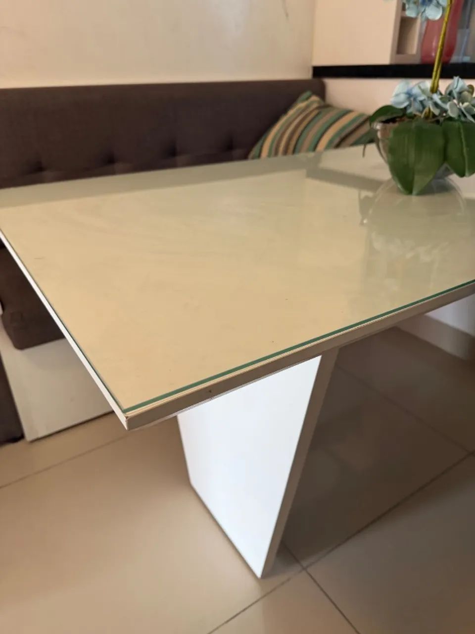 Mesa de jantar (canto alemão) - Foto 2