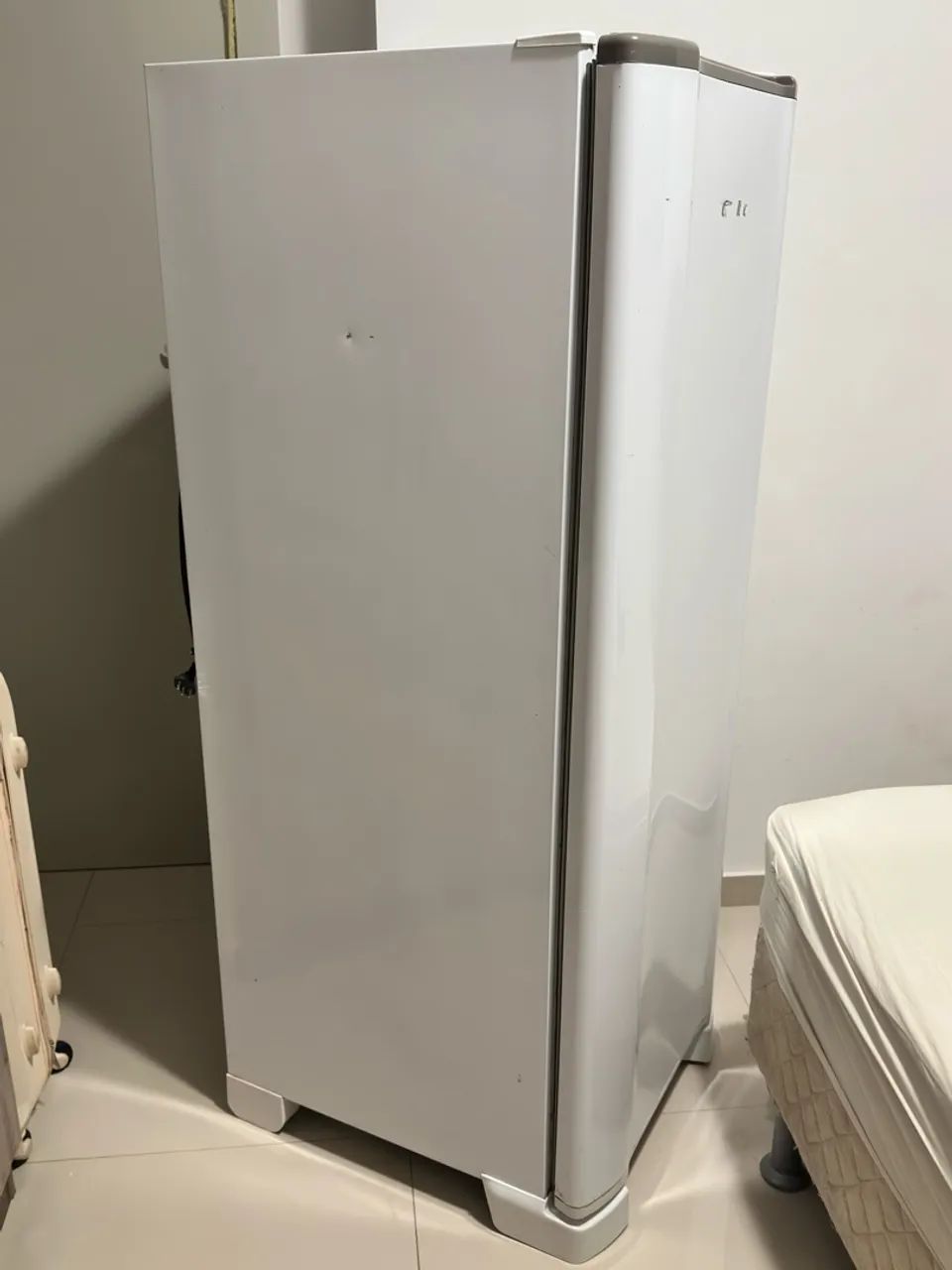 REFRIGERADOR ESMALTEC - Foto 4