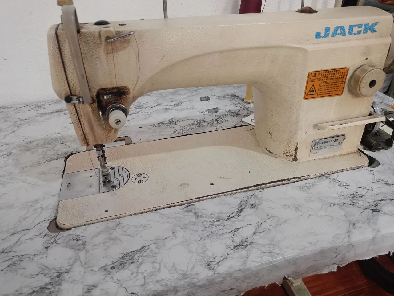 Máquina de costura industrial  - Foto 3