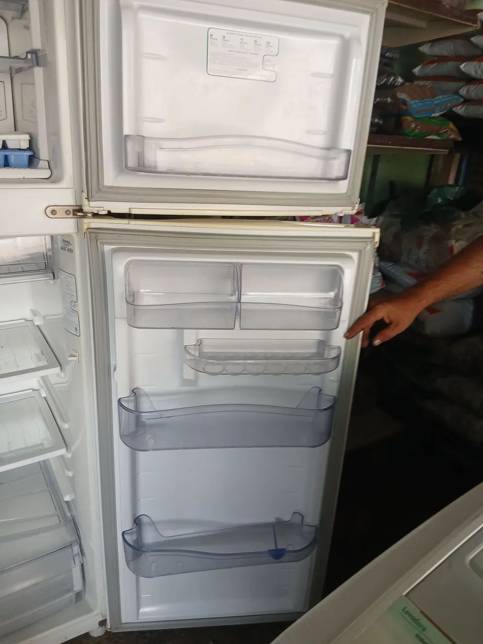 Geladeira cônsul 350 litros - Foto 4