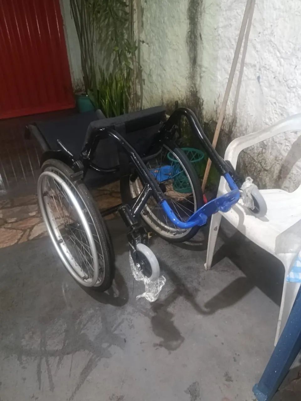 CADEIRA DE RODAS  - Foto 3