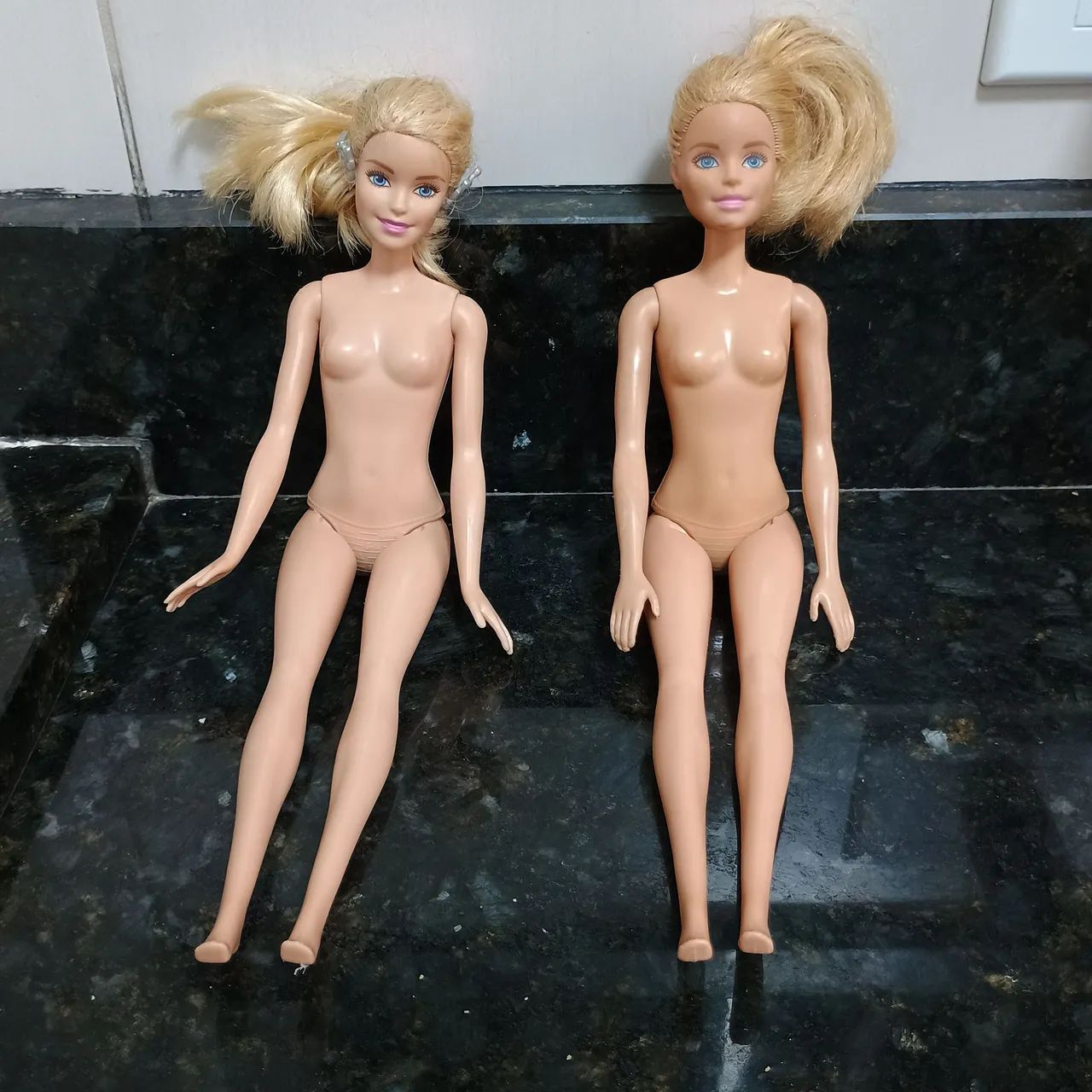 2 Bonecas da Barbie- Edição 2015 - Foto 2