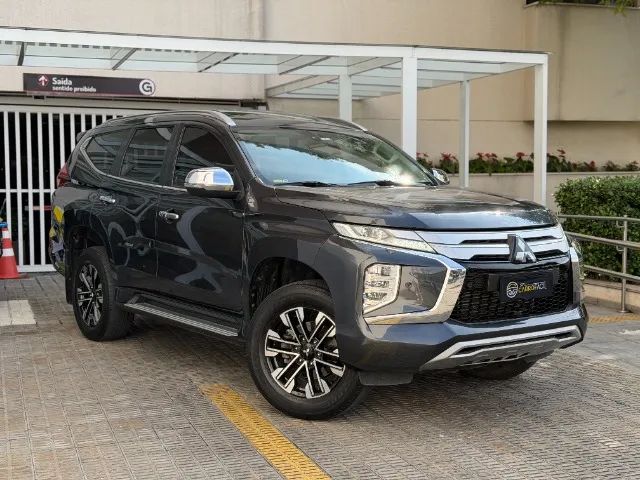Mitsubishi Pajero 2023