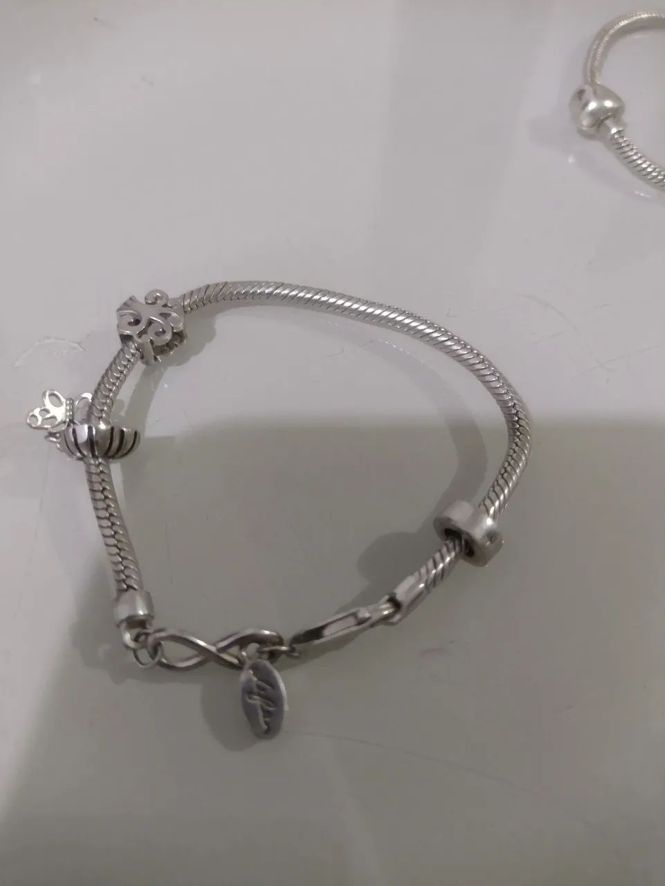 Pulseira Life Vivara prata 925 com dois berloques  - Foto 3