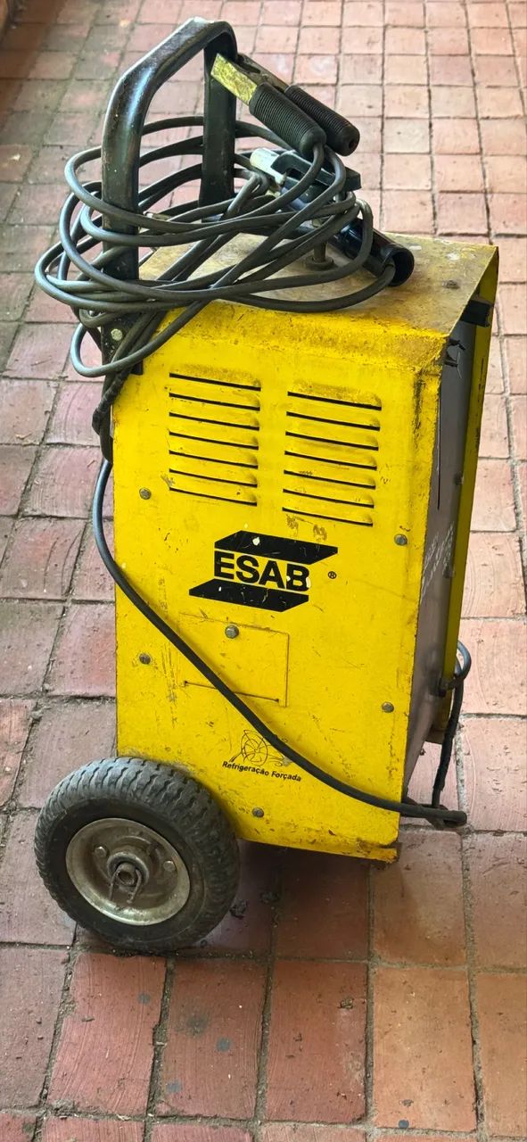 Maquina de solda ESAB