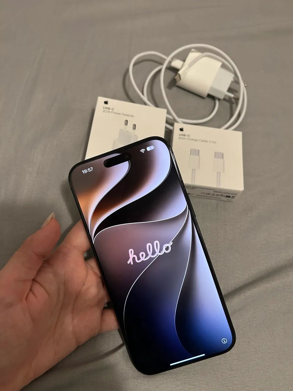 iPhone 16 pro Max 1TB  - Foto 2