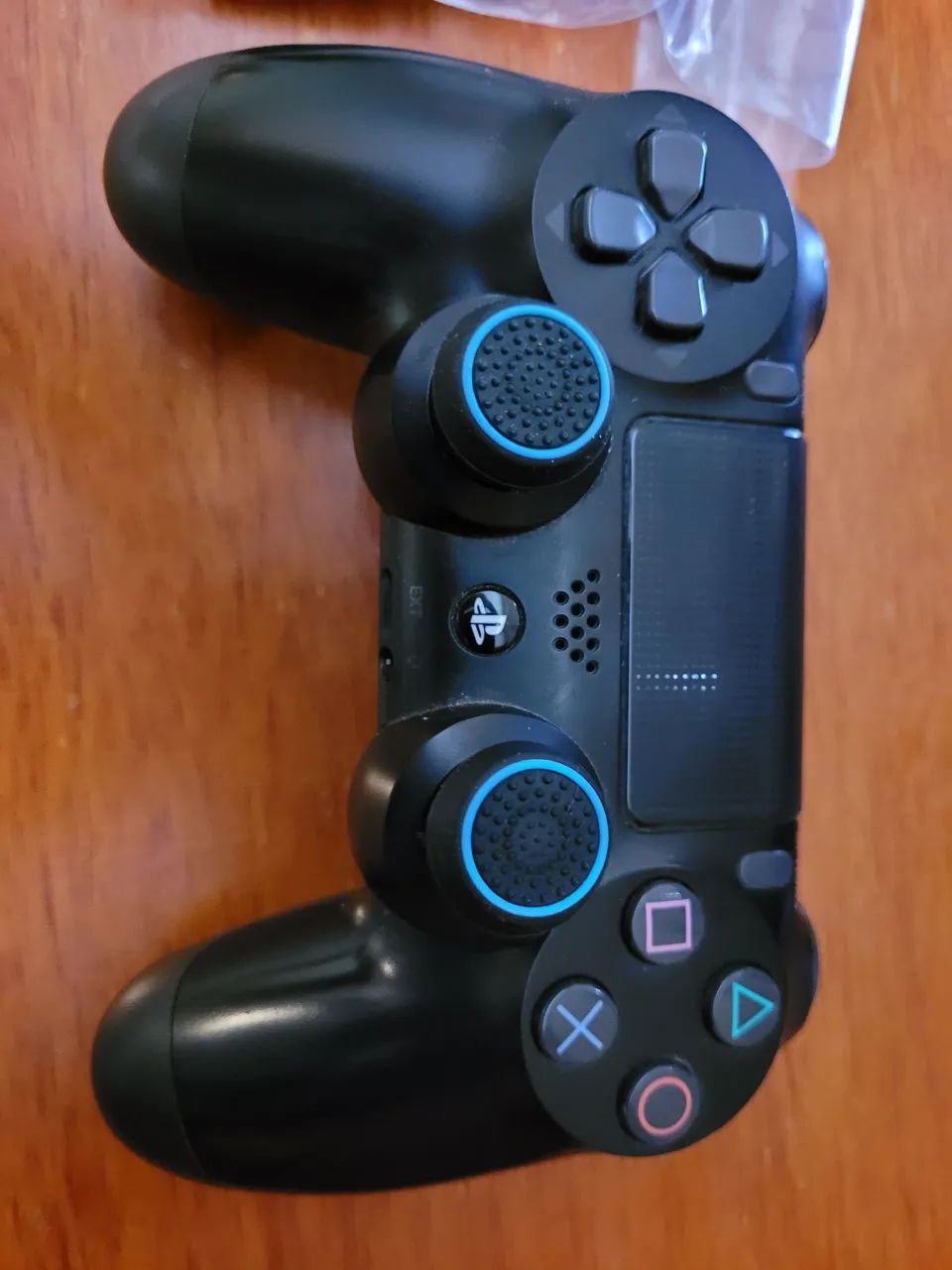 PS4 Slim com um controle - Foto 2