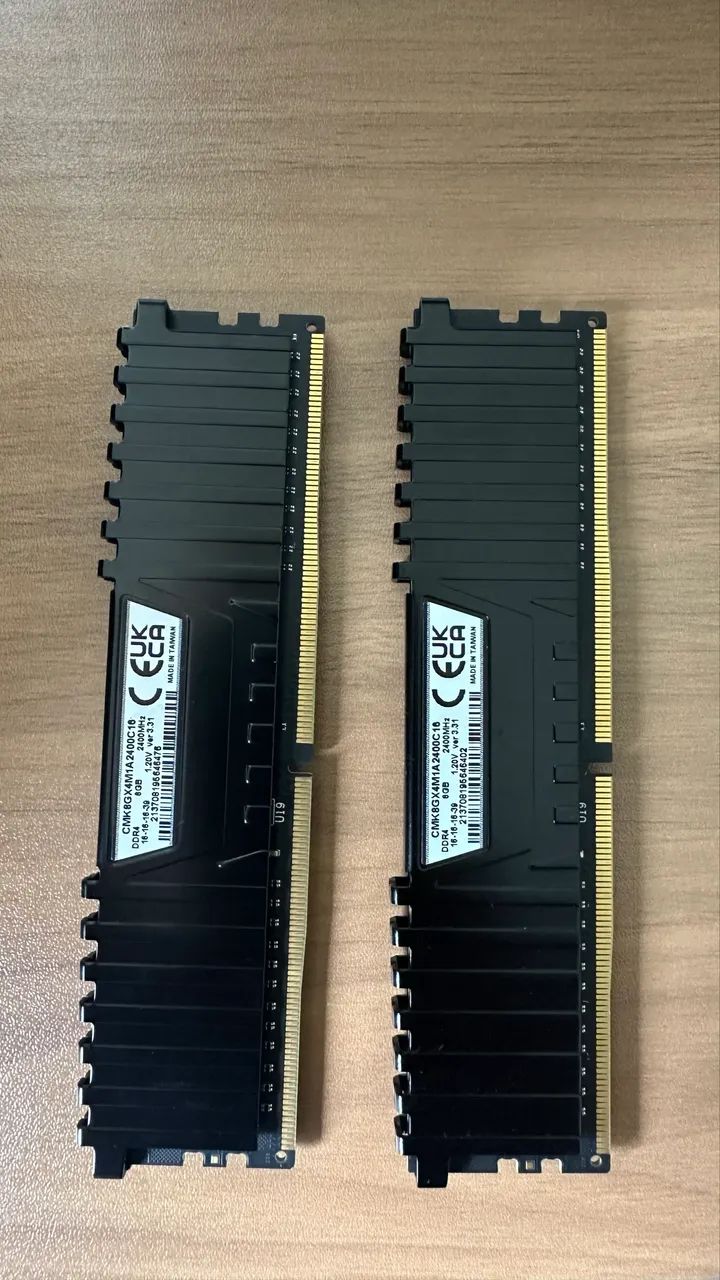 Memórias RAM Corsair 2x 8GB DDR4 2400MHz - 2 Unidades - Ótimo Estado - Foto 2