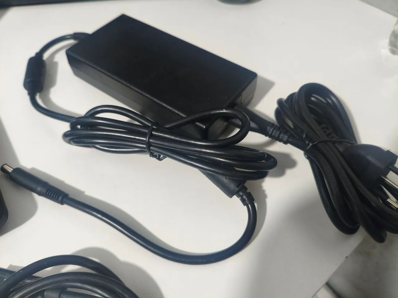 Dell Latitude 5480 + Dockstation WD15 Original + 2 Fontes - Foto 3