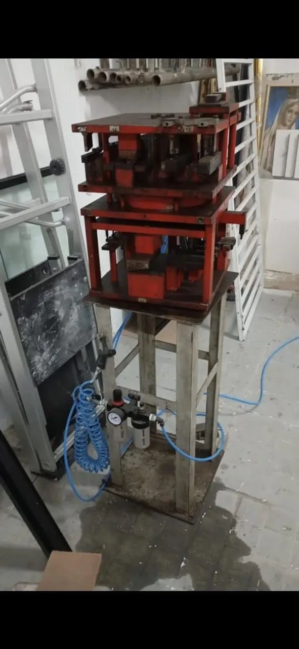 2 ESTAMPOS PNEUMÁTICOS MATRIZTEC + COMPRESSOR - Foto 3
