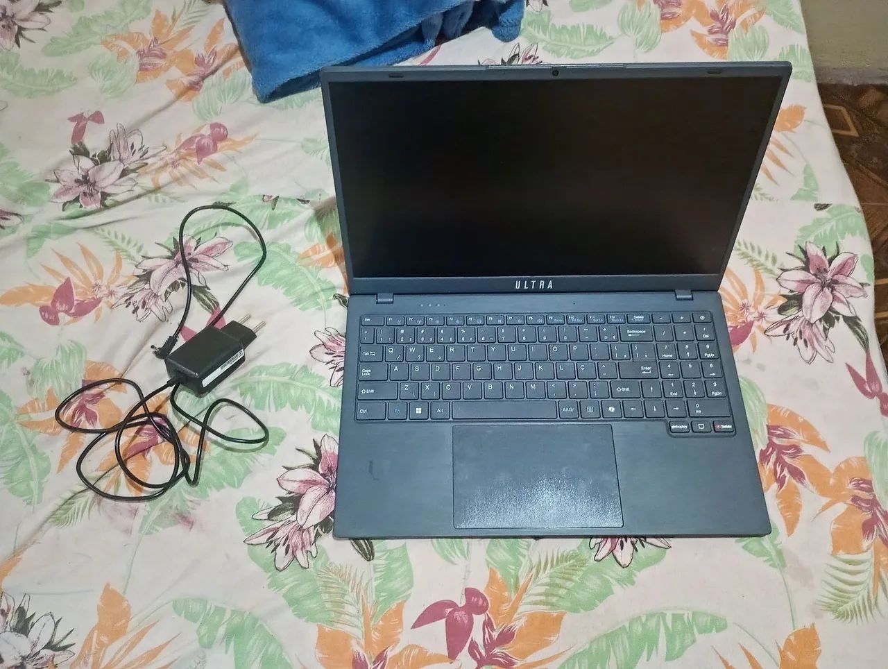 note book multi ultra  tela 15,6` R$ 1000 - Foto 3