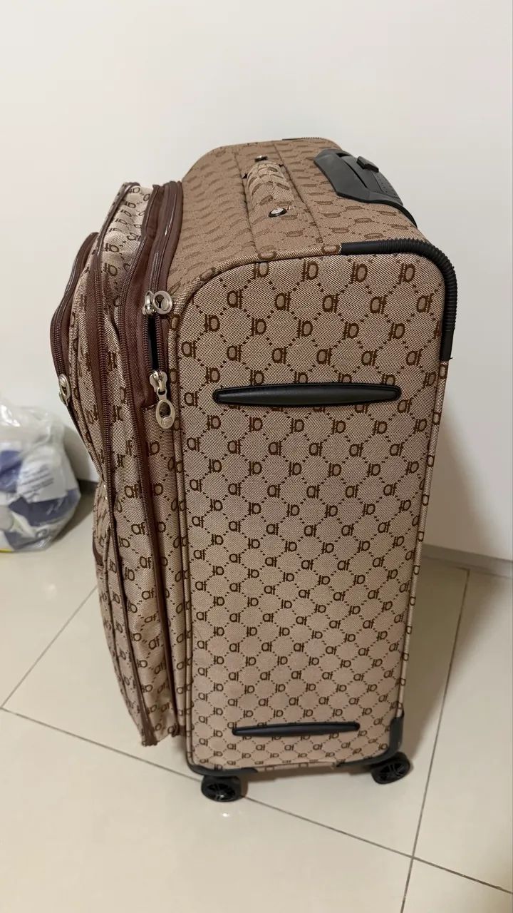 MALA MÉDIA DE VIAGEM 
