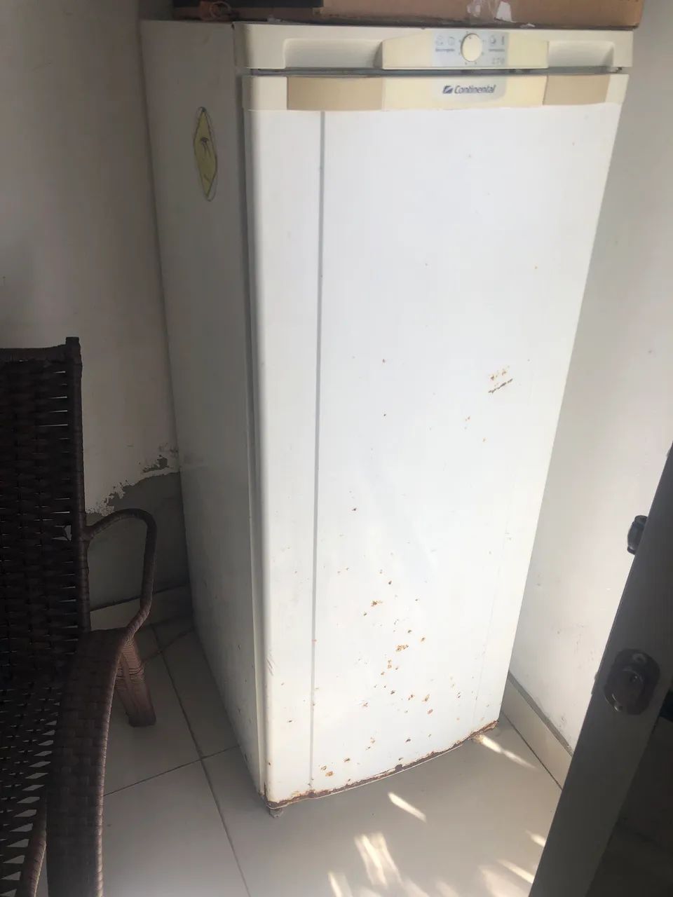 Vendo geladeira 