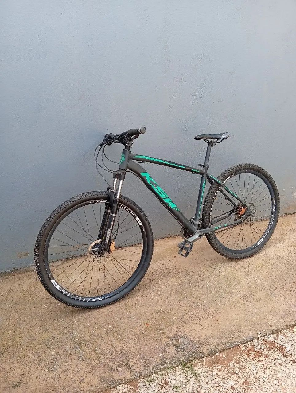 BICICLETA KSW ARO 29 COM MOVIMENTO CENTRAL INTEGRADO 
