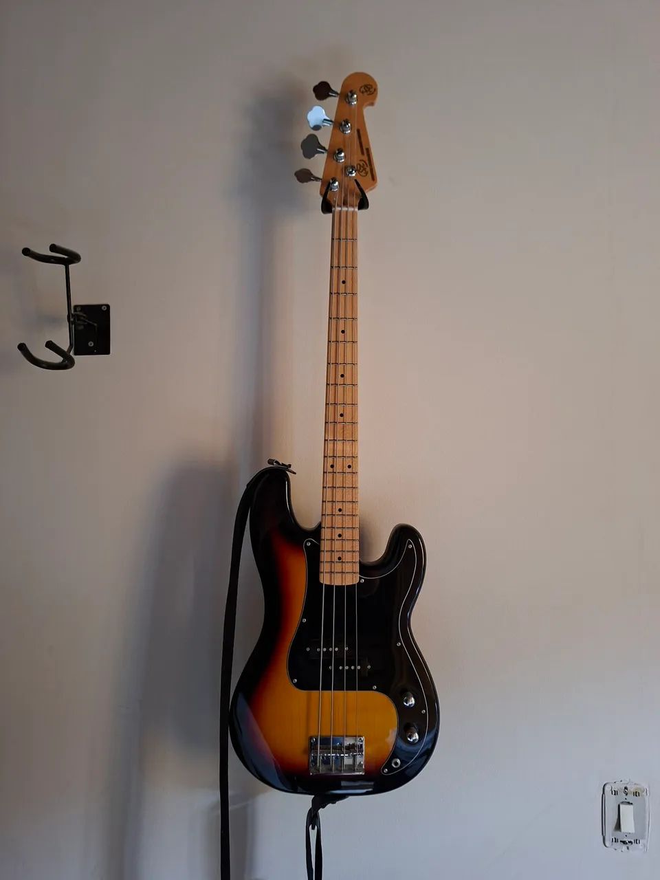 Baixo SX Precision 4 Cordas + Capa