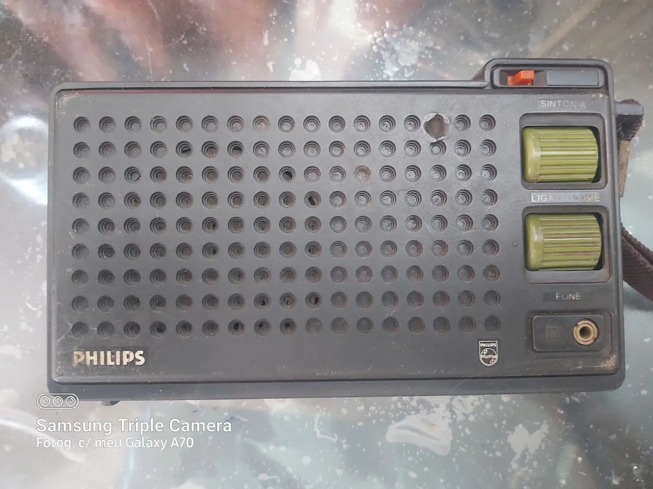 Rádio Philips AM/FM antigo.  - Foto 2