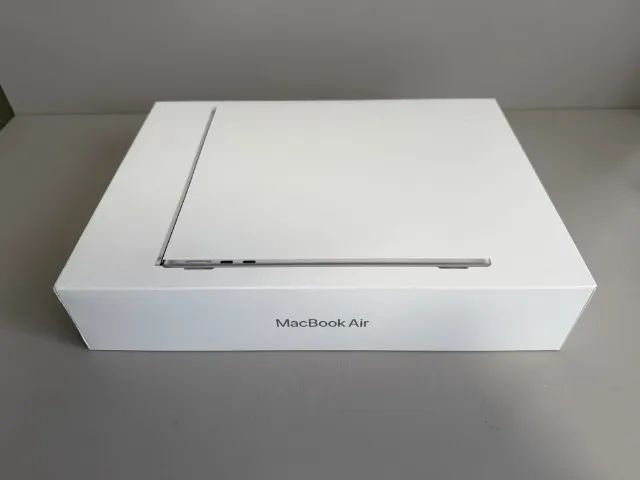 MacBook Air 13'' M4 - Memória de 16 GB - HD SSD 256GB - Prateado