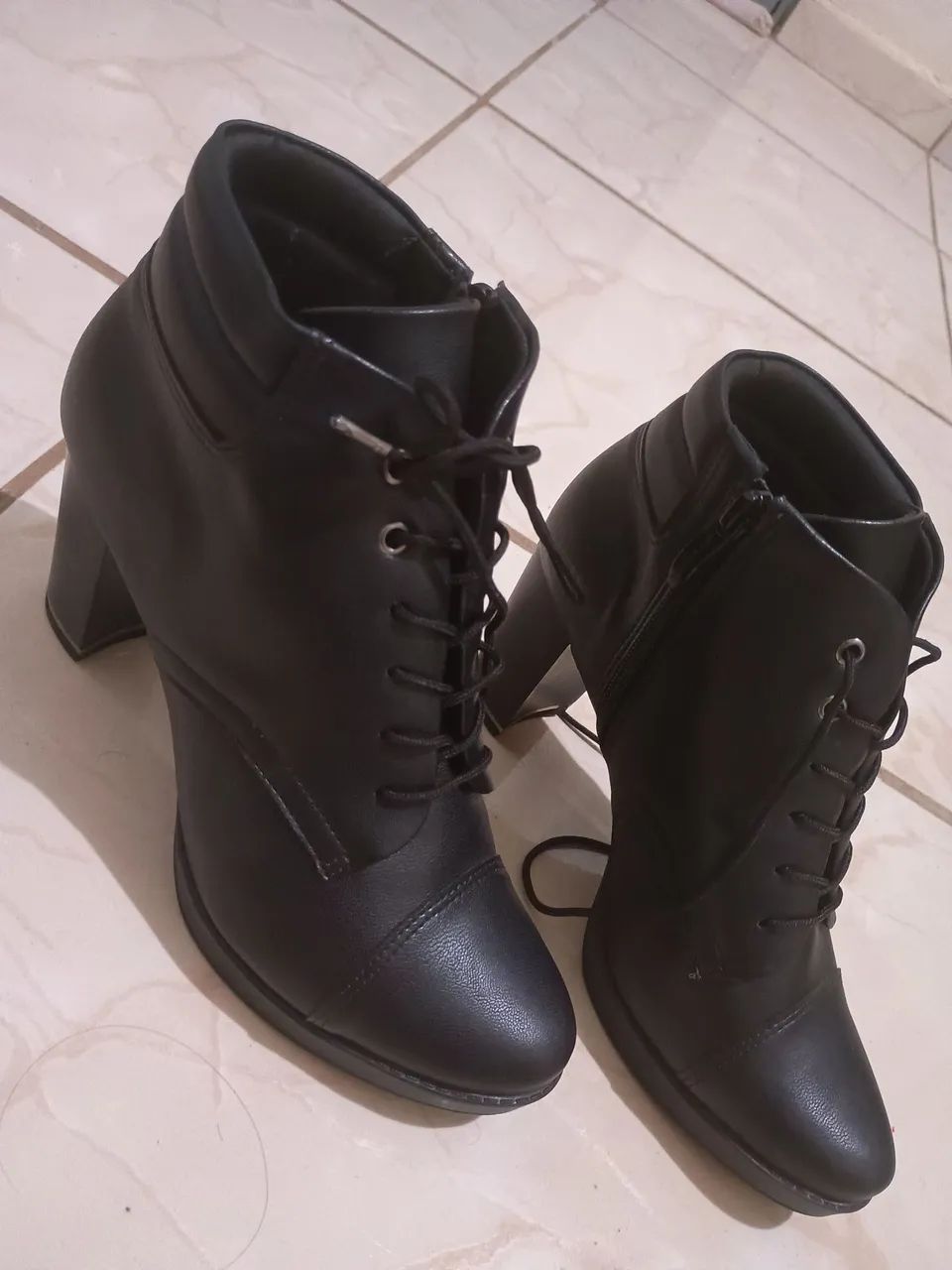 Bota couro