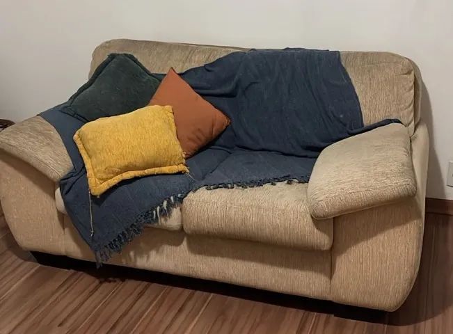 Sofá dois lugares