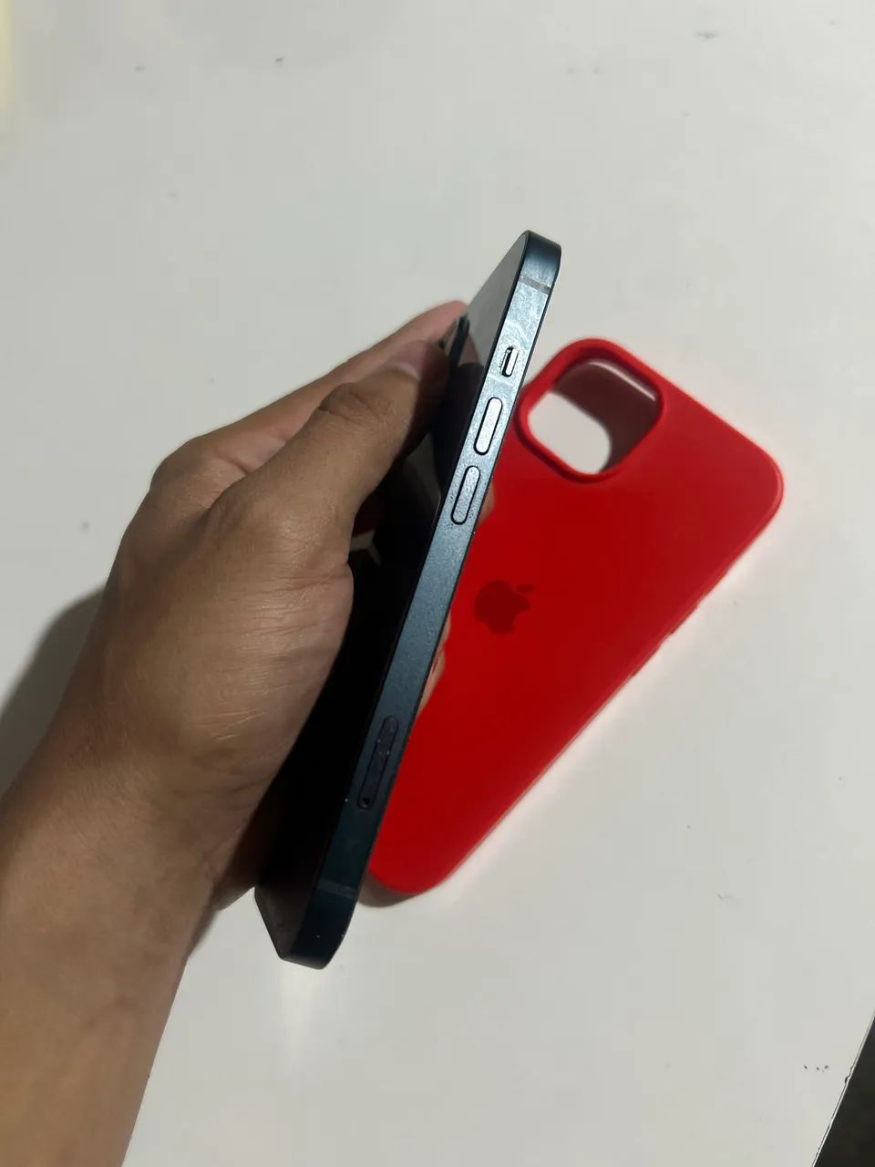 iPhone 13 128G conservado - Foto 2