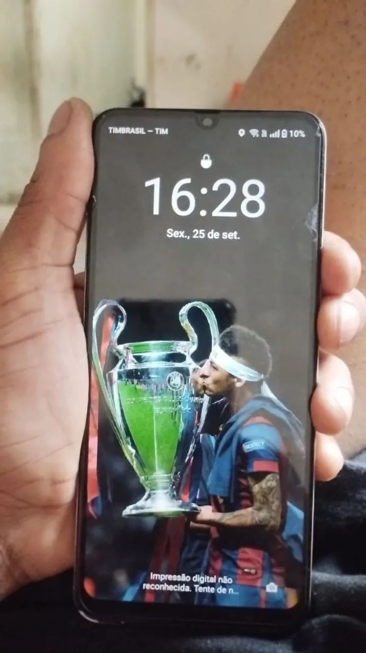 Vendo celular em perfeito estado 