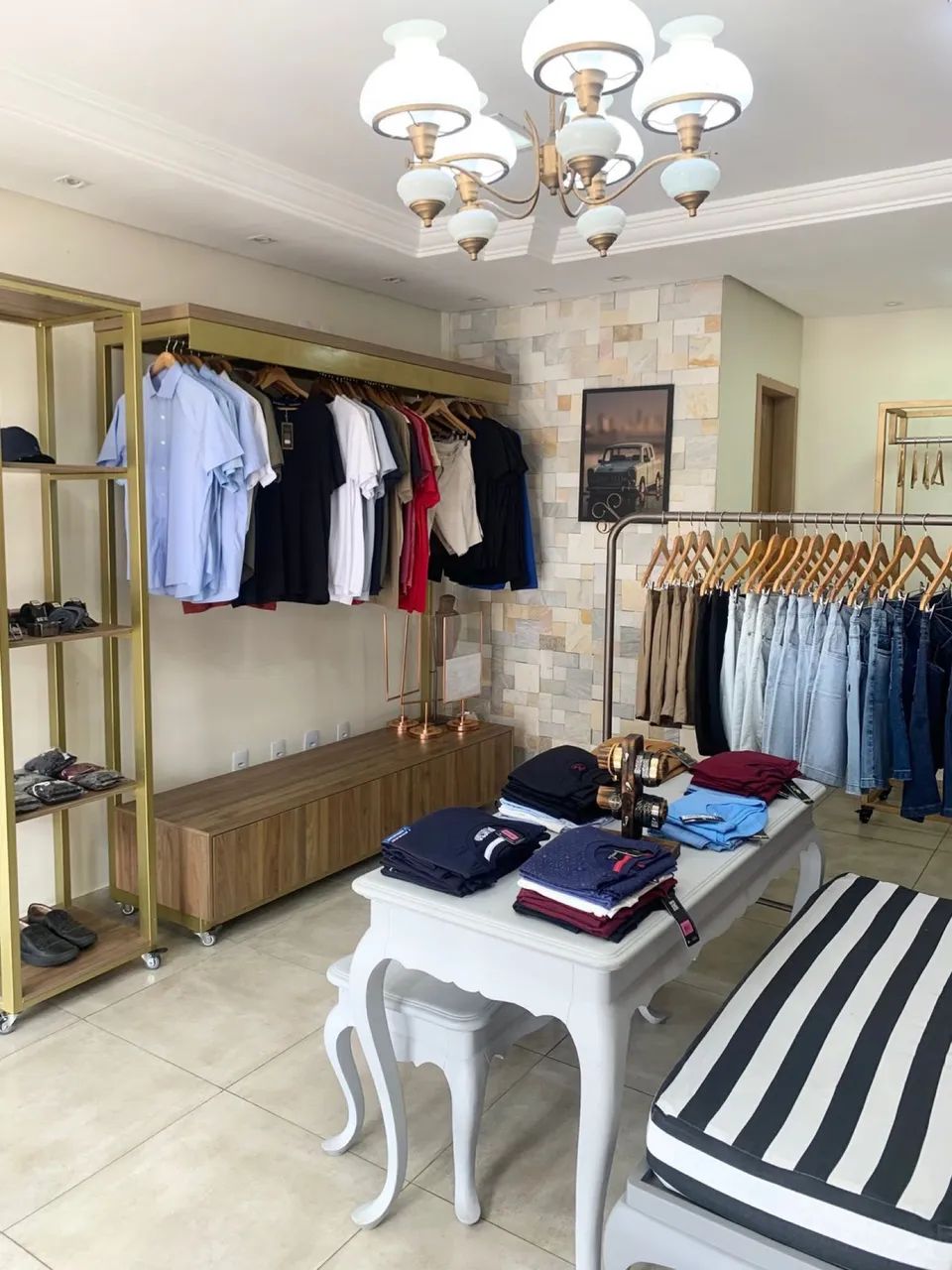 Kit completo de móveis para loja de roupa boutique 