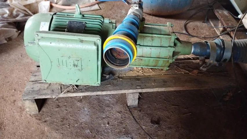 Bomba 10 cv Schneider Multiestágios  - Foto 2