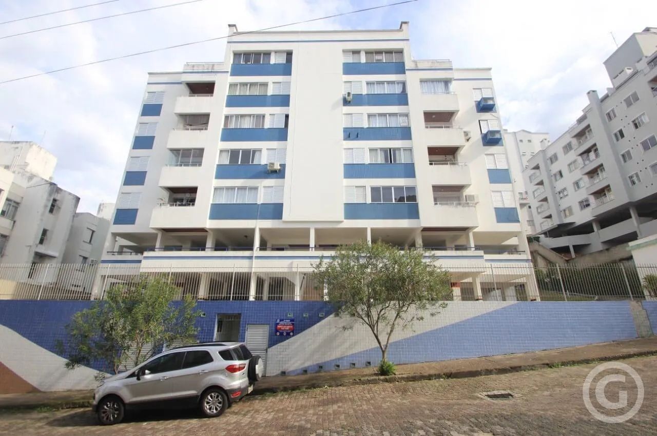 Apartamento semimobiliado com uma vaga na Trindade - Foto 3