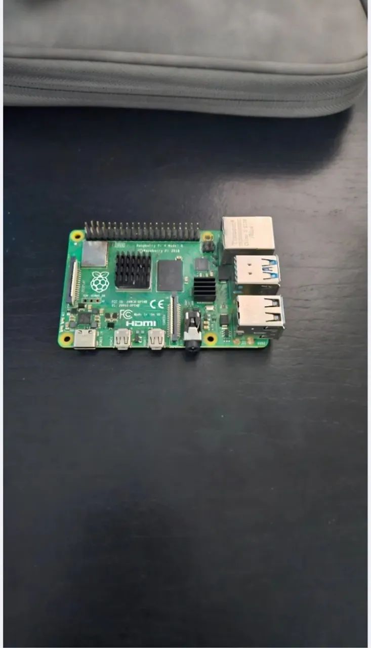 Raspberry Pi 4b, 4gb Ram + 8gb sdcard 