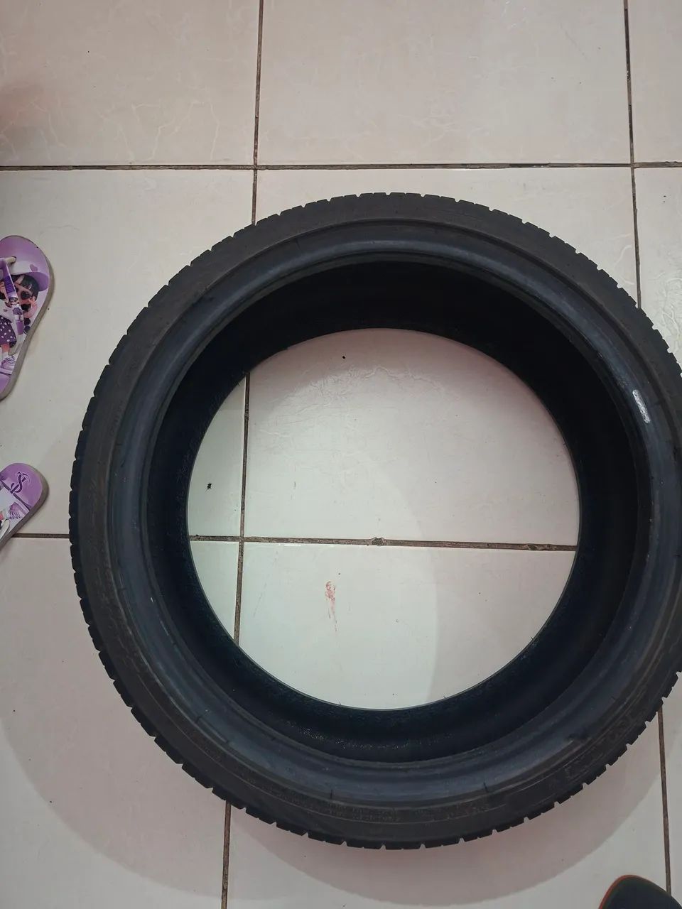 Vendo pneu 195 40 r17  semi novo - Foto 3
