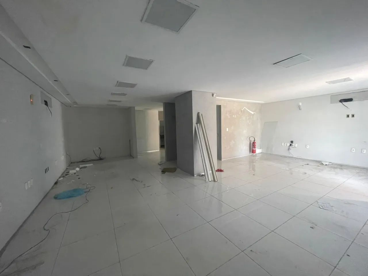ALUGO PONTO COMERCIAL 