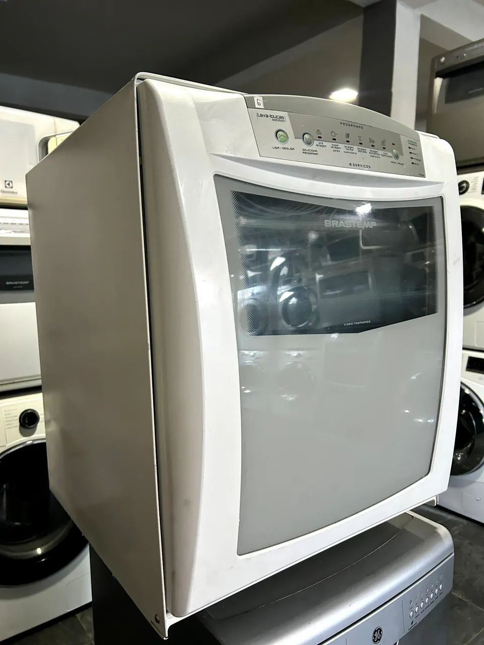 LAVA E SECA BRASTEMP 8 SERVIÇOS MODERNA E FUNCIONANDO PERFEITAMENTE TODAS AS FUNCOES  - Foto 3