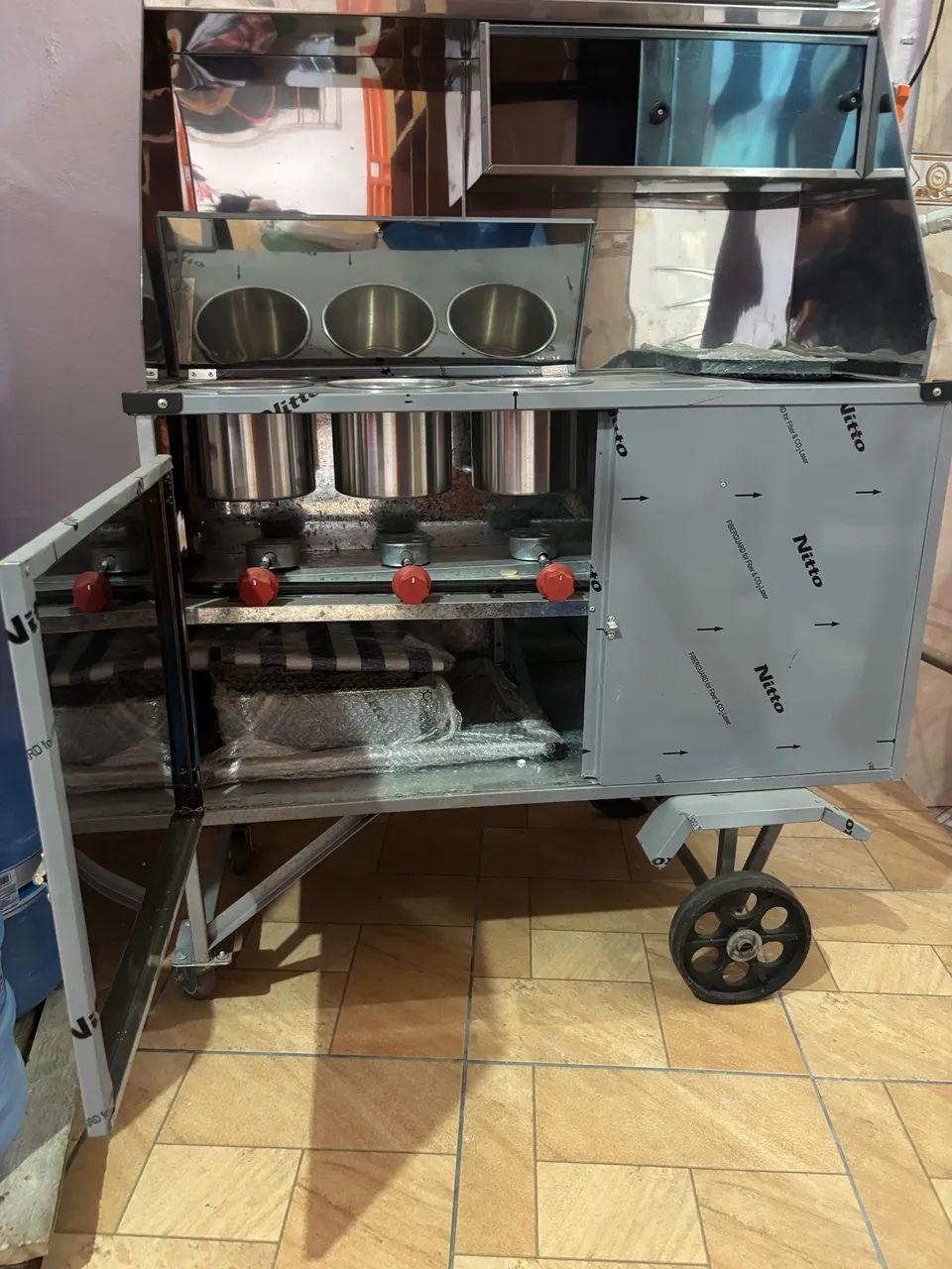 CARRO DE CACHORRO QUENTE - NUNCA USADO!