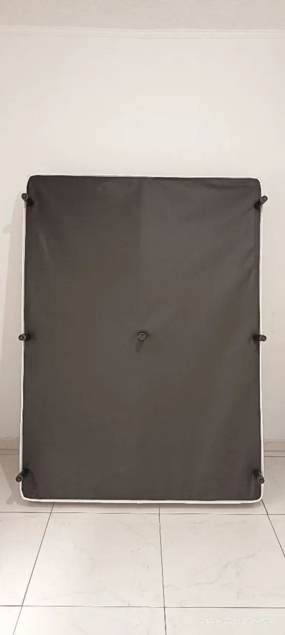 Cama Box para colchão de casal semi-novo só o box - Foto 3
