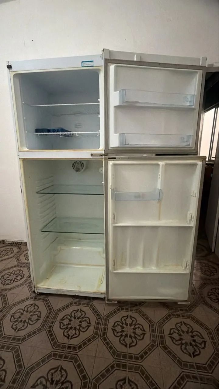 Geladeira continental - 330 LITROS - Foto 4