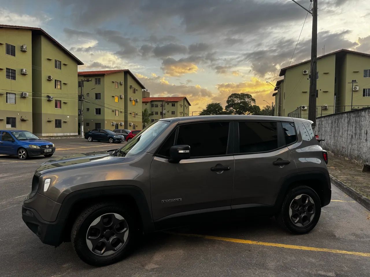 Jeep Renegade Renegade 1.8 4x2 Flex 16V Aut. 2021