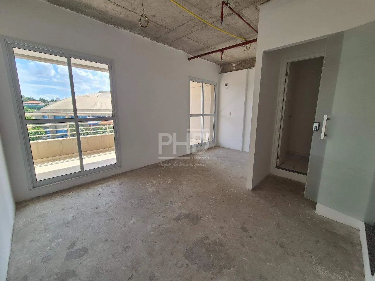 Sala Comercial de 32,66 m² com Varanda e Vaga de Garagem - Jardim do Mar/SBC - Foto 4