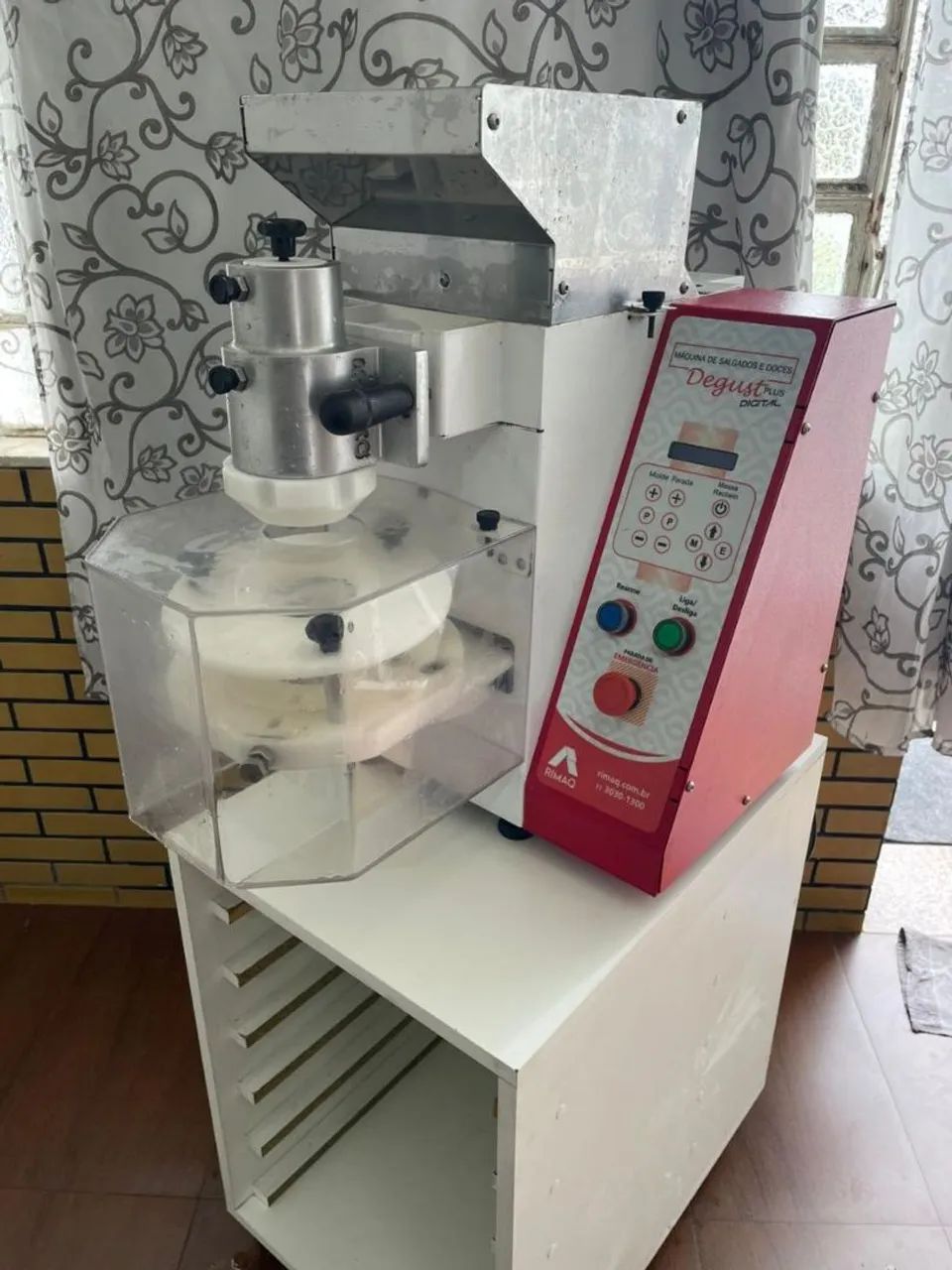 Máquina de salgados Degust plus