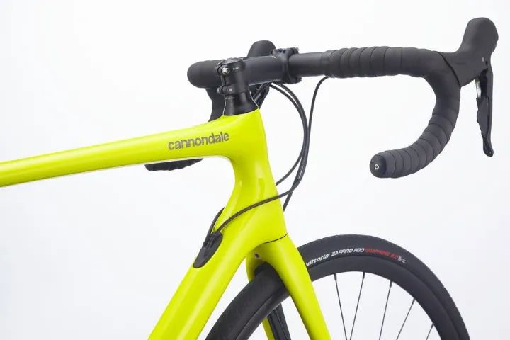 Bicicleta Cannondale Synapse Carbon Disc 105 2020 - Foto 4