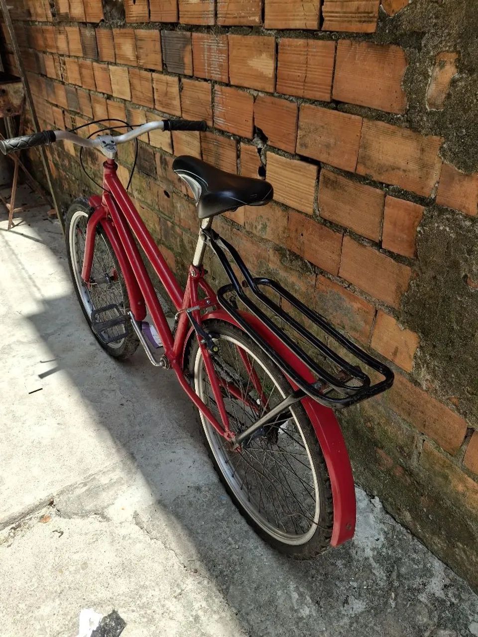  Bicicleta Urbana Vermelha Com Bagageiro! - Foto 3