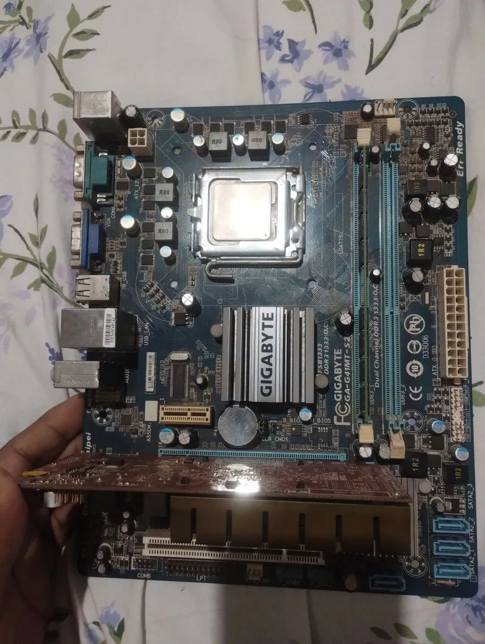 Kit Intel com placa de video VENDO OU TROCO
