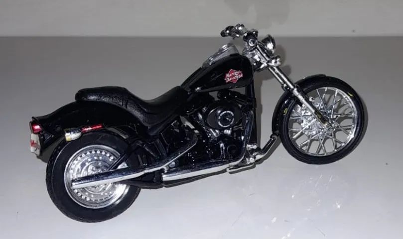 Miniatura Da Moto Harley Davidson - Night Train - Escala 1.18